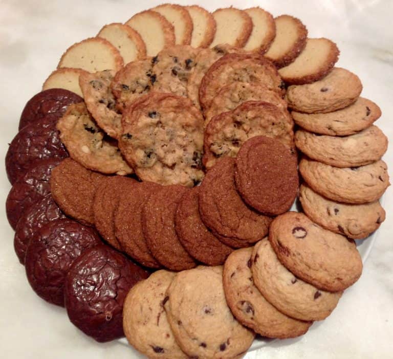 Our Five Most Popular Christmas Cookie Recipes Ever! Plus one… C H E