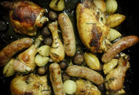CHICKEN, SAUSAGES AND SAGE: ONE DISH COOKING AT ITS BEST.