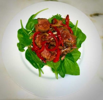 Anna Pump’s Asian-Flavored Beef, Pepper and Spinach Salad