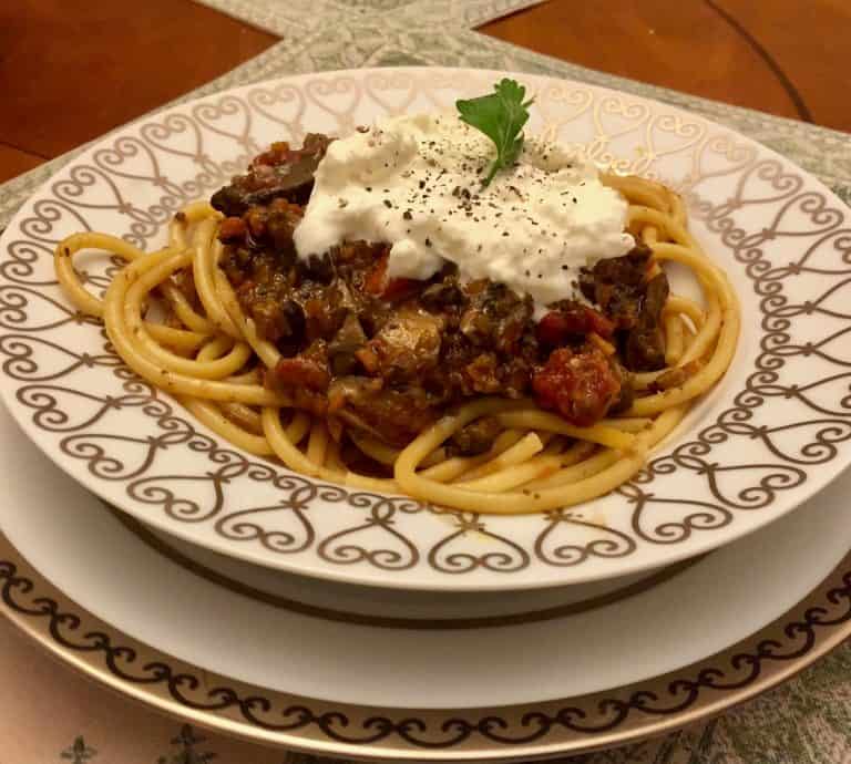 Pasta with Mushroom Bolognese Sauce