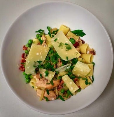 Spring Pasta with Chicken Ragù, Fennel and Peas