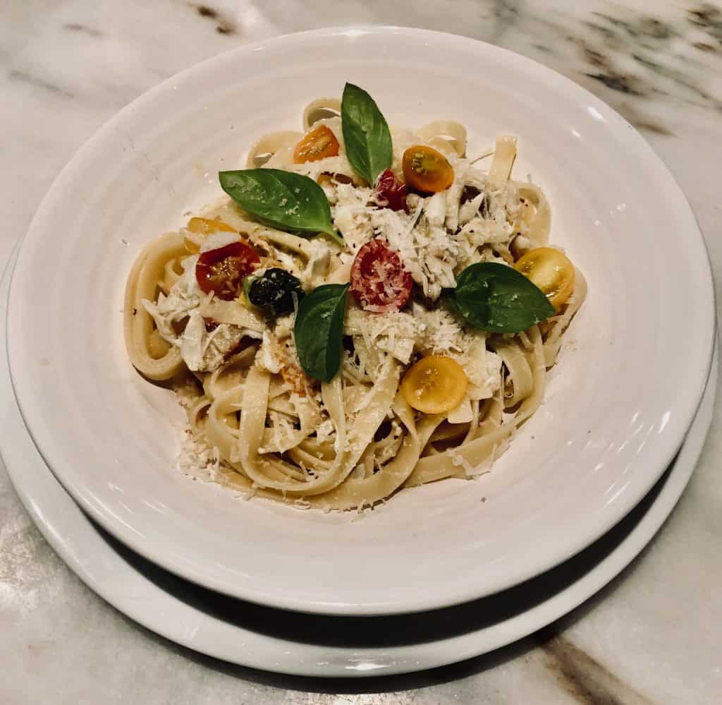 Melissa Clark’s Buttery Crab Pasta with Cherry Tomatoes and Chervil