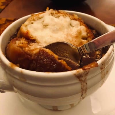 HOW TO MAKE THE BEST FRENCH ONION SOUP…IN A SLOW COOKER