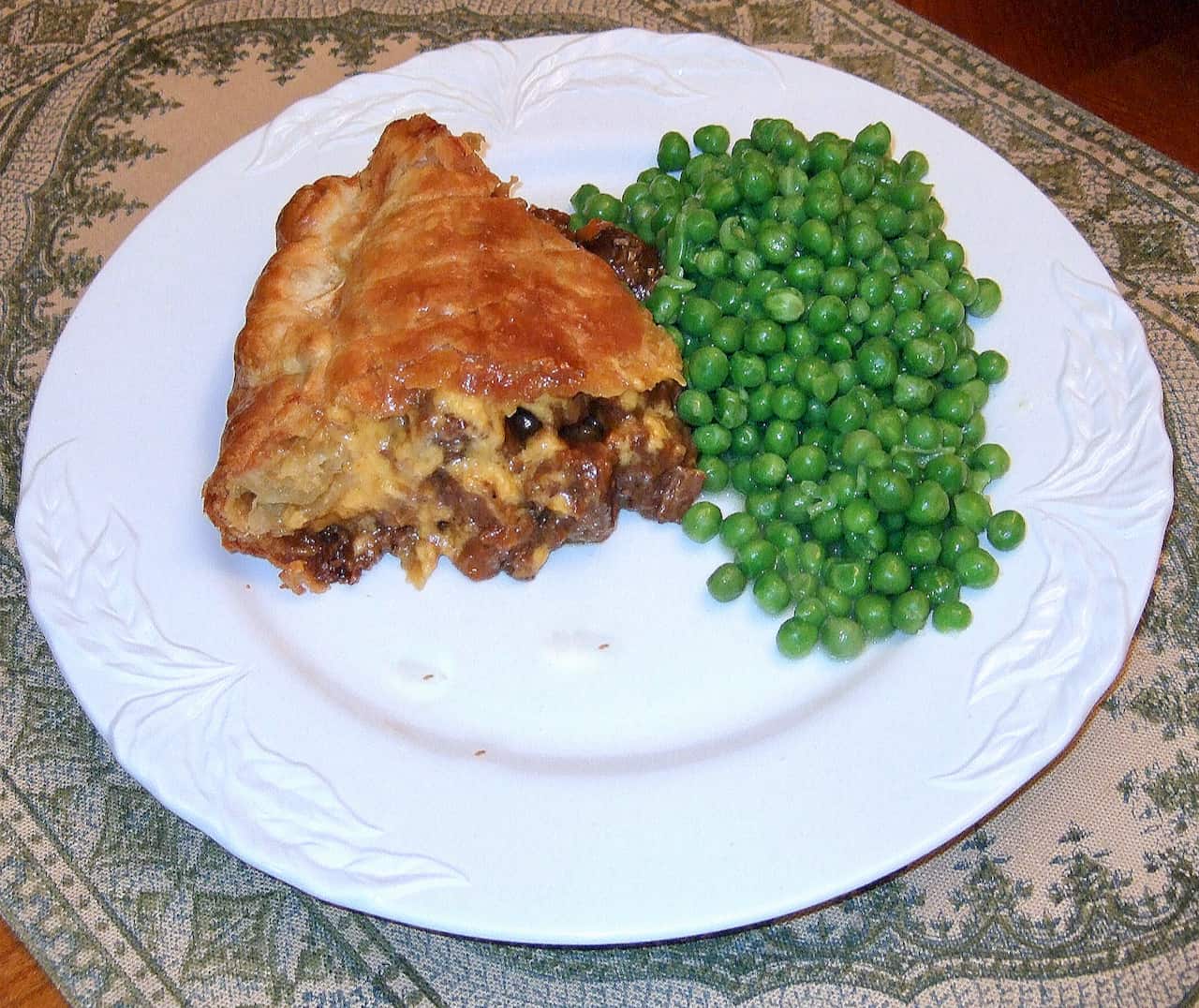 Jamie Olivers Steak And Guinness Pie 