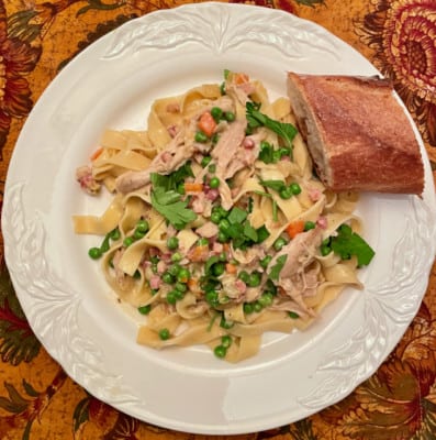 Fettuccine with White Chicken Ragù in or out of the Instant Pot