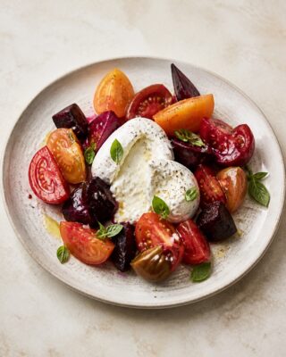TOMATO, BEET AND BURRATA SALAD: A LITTLE TRIP TO ITALY